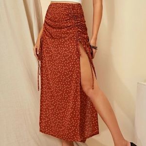 🔵2/$30 NWOT SHEIN drawstring floral skirt